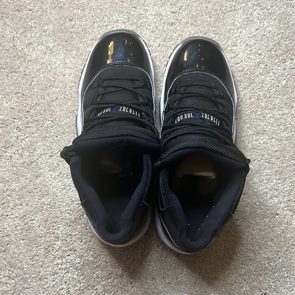 COPY - Air Jordan 11 - Picture 2 of 6